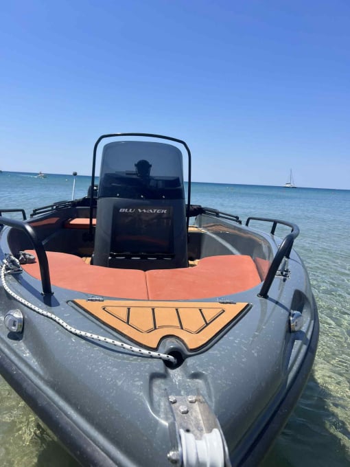 Poseidon Blue Water 170